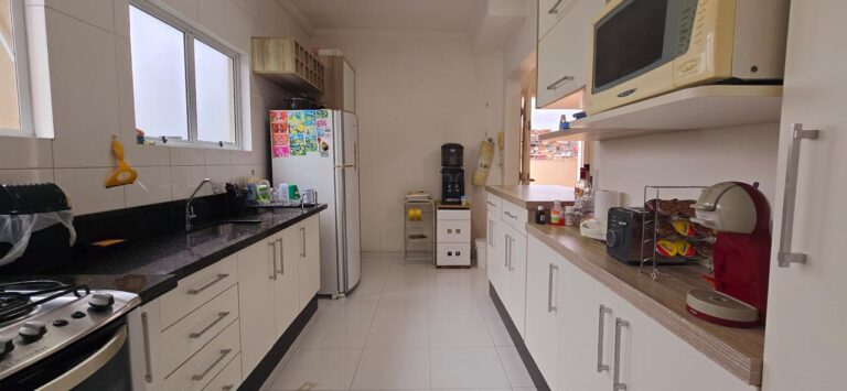 WhatsApp Image 2025-11-18 at 17.37.15