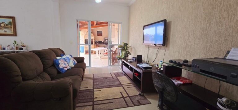 WhatsApp Image 2025-11-18 at 17.37.19