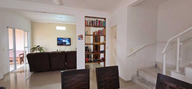 WhatsApp Image 2025-11-18 at 17.37.29