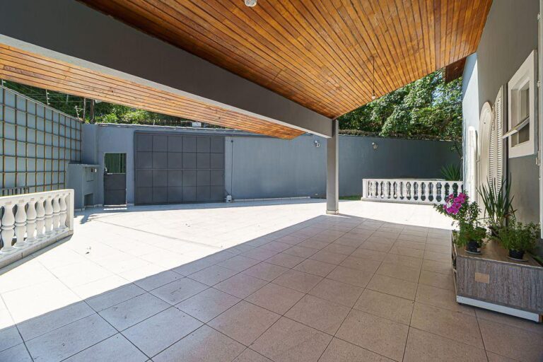 WhatsApp Image 2025-11-24 at 13.49.54