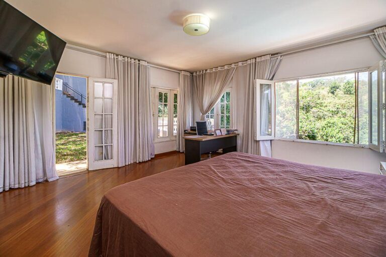 WhatsApp Image 2025-11-24 at 13.50.12 (3)