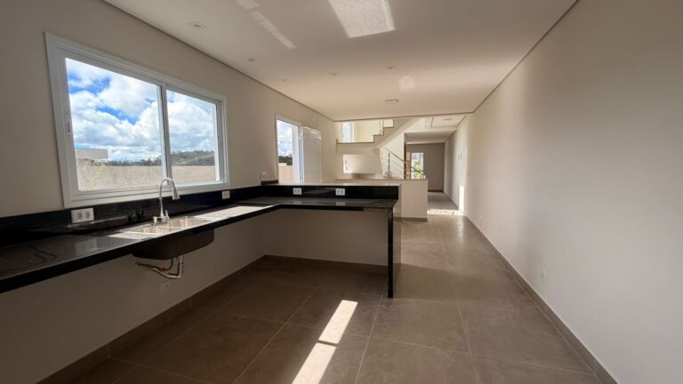 10a2ba0f-c095-4904-a49f-03276a101358