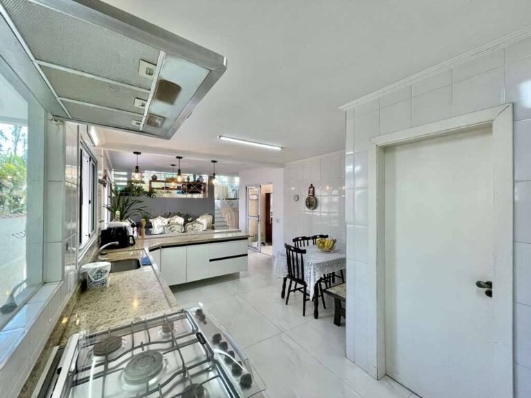 20230817T1625270300-386744921