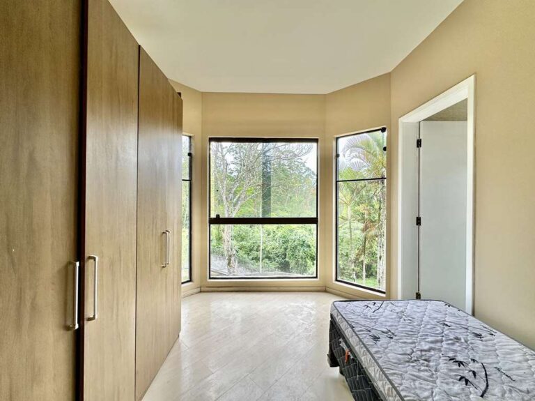 La photo IMG_7852.jpg a été réduite de 97.86 % le Sexta-feira 16 Janeiro 2026 à 18:01 par Photo Réducteur v4.10 à télécharger sur http://www.emjysoft.com/