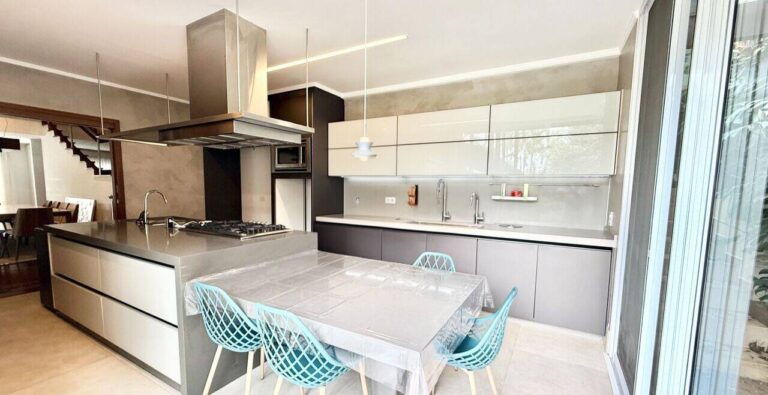 0ff5b6e5f989f783b462a00f(1)