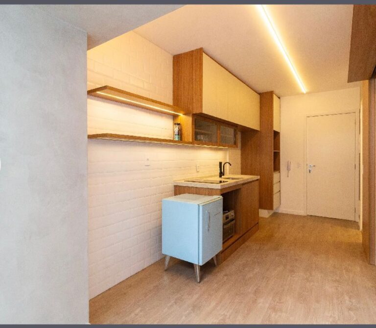 2fe359c7-a236-4e62-8597-943aebe15df4