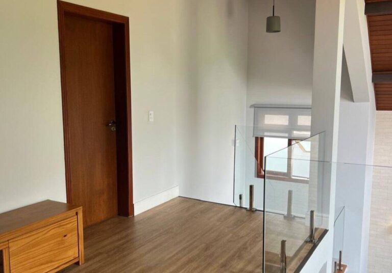 44cee464879558d6bf195aeb(1)