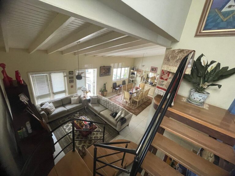 WhatsApp Image 2025-10-01 at 17.01.07 (1)