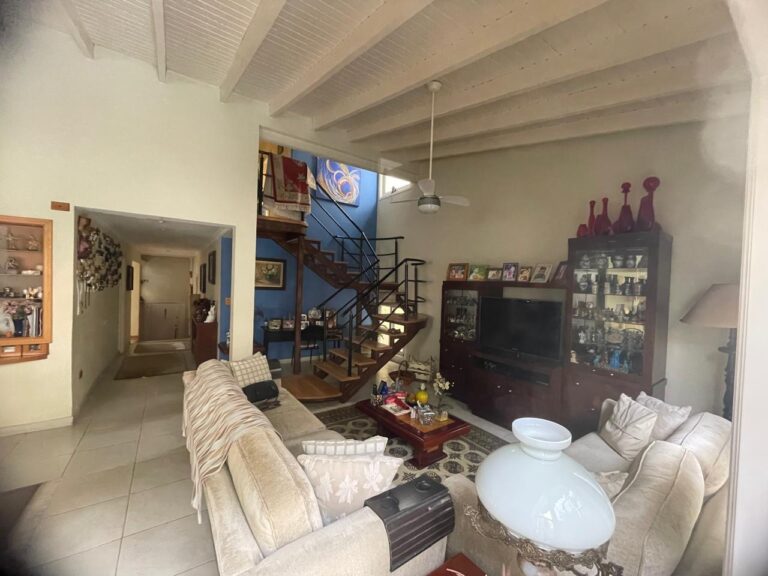 WhatsApp Image 2025-10-01 at 17.01.07