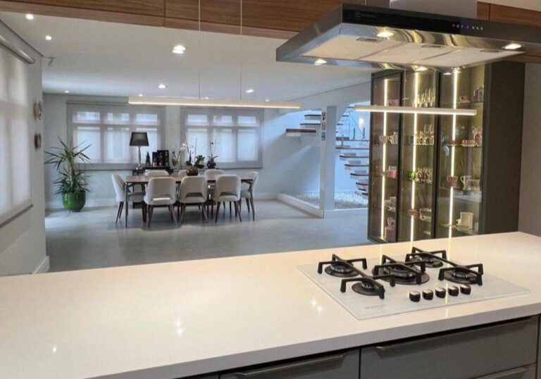 c0e94b84b871712952a7d4c4(1)