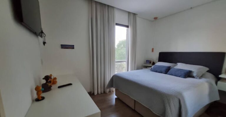 d4b39625507cb84f79aa1ee5(1)