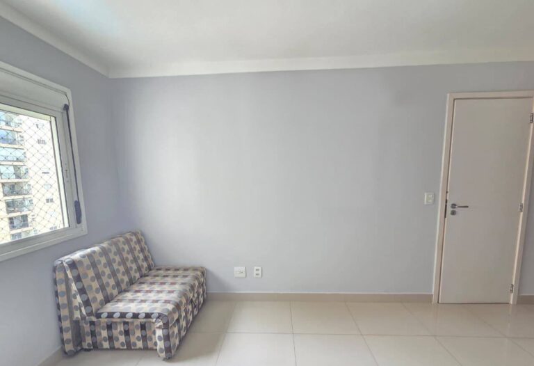 e2cecb57fb15d566d5368f18(1)