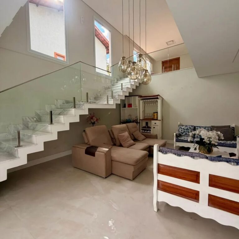 0aa7d9f4-d452-4500-b8c2-ccde42cb1ab9