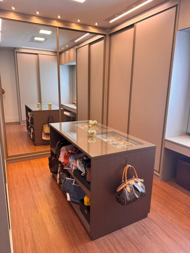 14ed9a51-0eb9-4957-a8b2-d9db502ca4ae