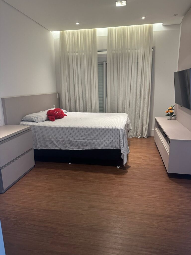 78326d28-f10c-41bd-8852-f668b7a97c3f