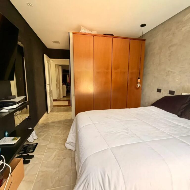 7e0a5975-6e3b-4801-8742-7cd3ef920b4a