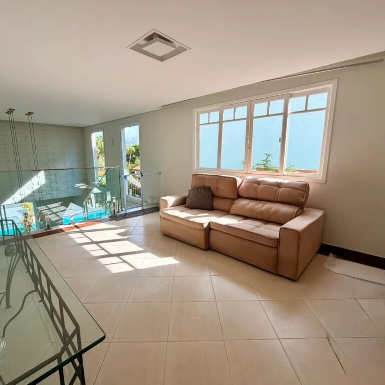 89a69dd8-8bd3-4a8c-9d72-38149bf7558c