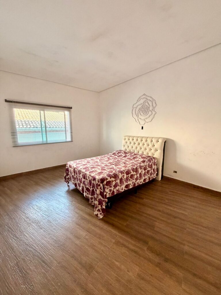 b2da5694-9185-47eb-a212-1a6c4601ecab