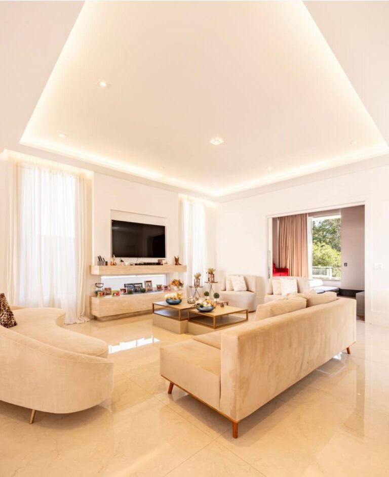 cb6af829-a317-4fb2-99f1-c4451fdc3542