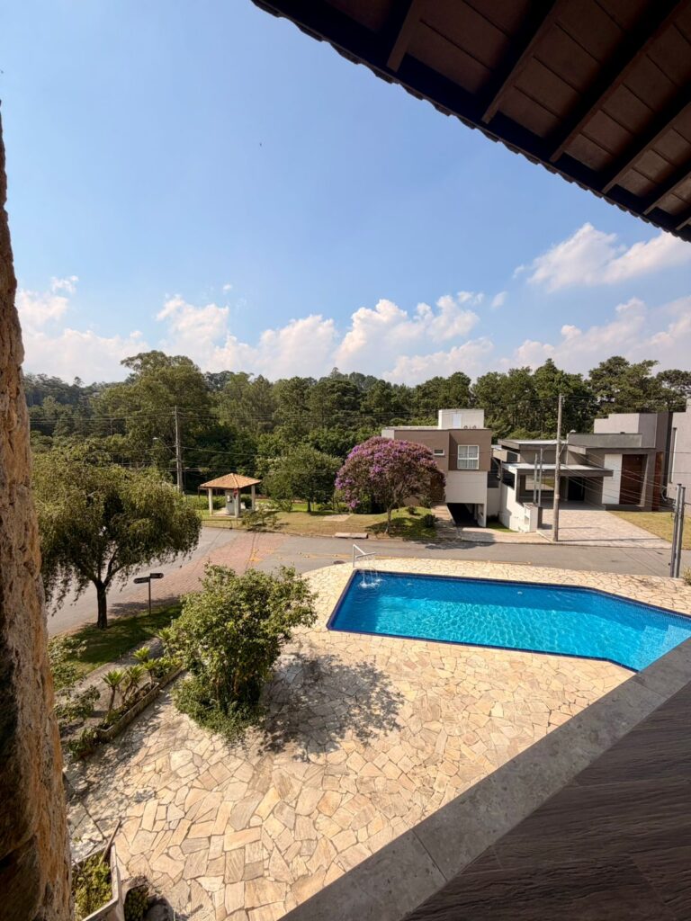 f238c64f-2af1-4c1e-9172-e4349ae3cdca