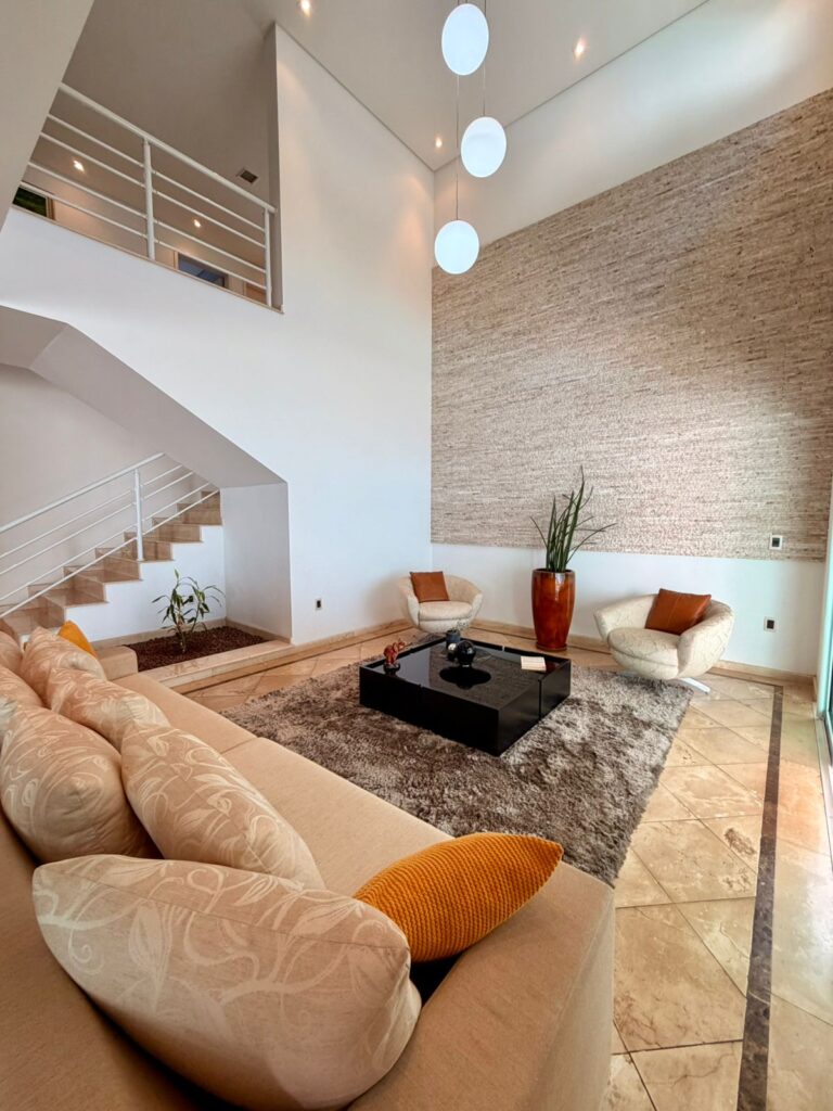 087dae5d-3a21-43d3-9e97-dff565f8db76