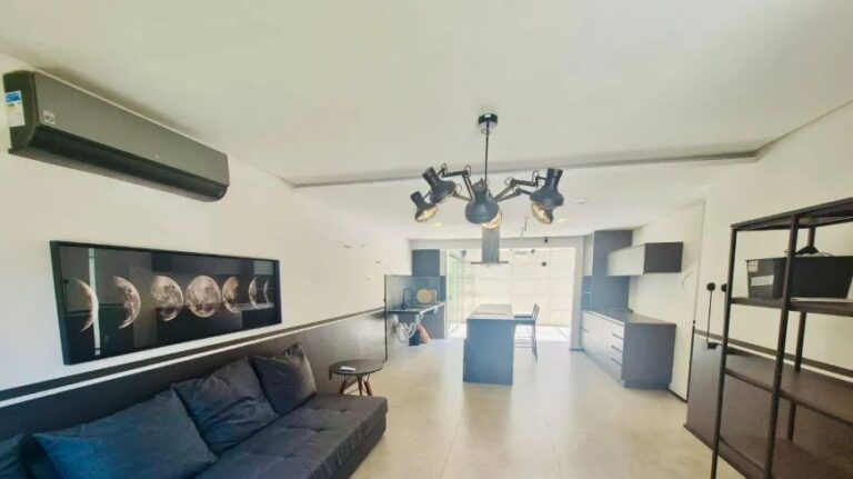 casa-de-condominio-com-4-quartos-para-venda-ou-aluguel-150m-no-vila-de-sao-fernando-cotia (1)