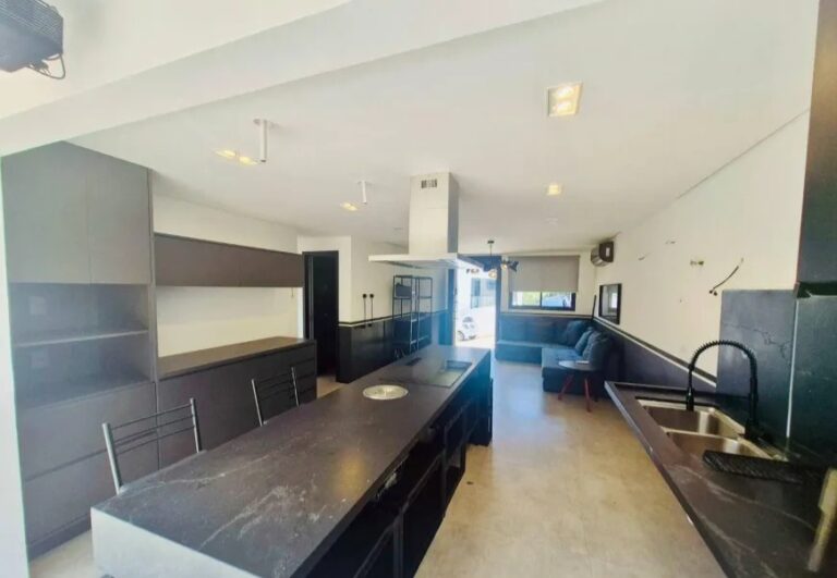 casa-de-condominio-com-4-quartos-para-venda-ou-aluguel-150m-no-vila-de-sao-fernando-cotia (6)(1)