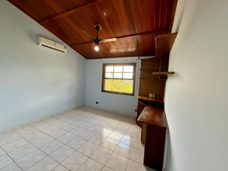 casa-de-condominio-com-4-quartos-para-venda-ou-aluguel-450m-no-parque-rincao-cotia (9)