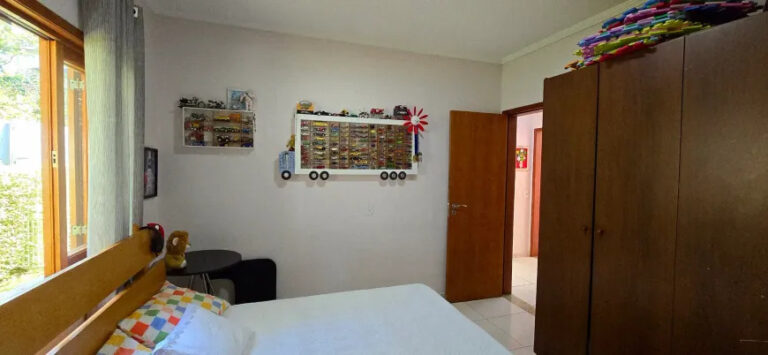 casa-de-condominio-com-4-quartos-a-venda-300m-no-granja-caiapia-cotia (5)