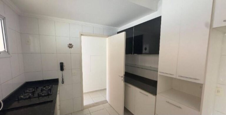 d4eda93926977bed049b5ac4(1)